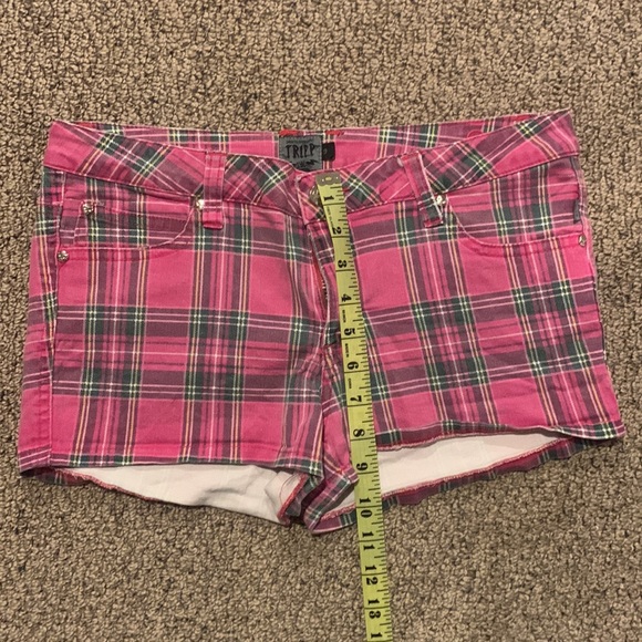 Tripp NYC pink plaid shorts - Picture 5 of 5